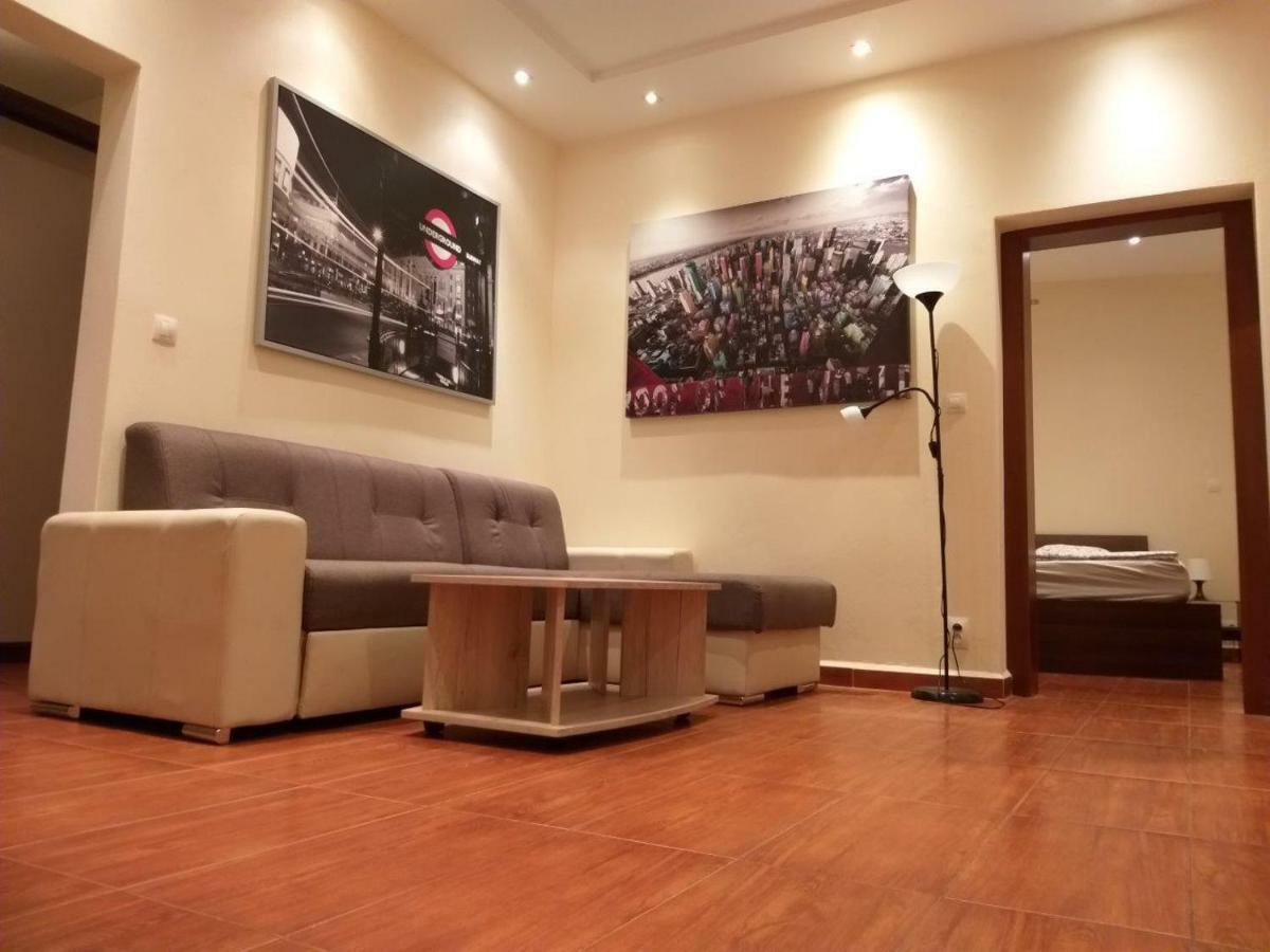 M10 Old Town Apartments كَشّا المظهر الخارجي الصورة
