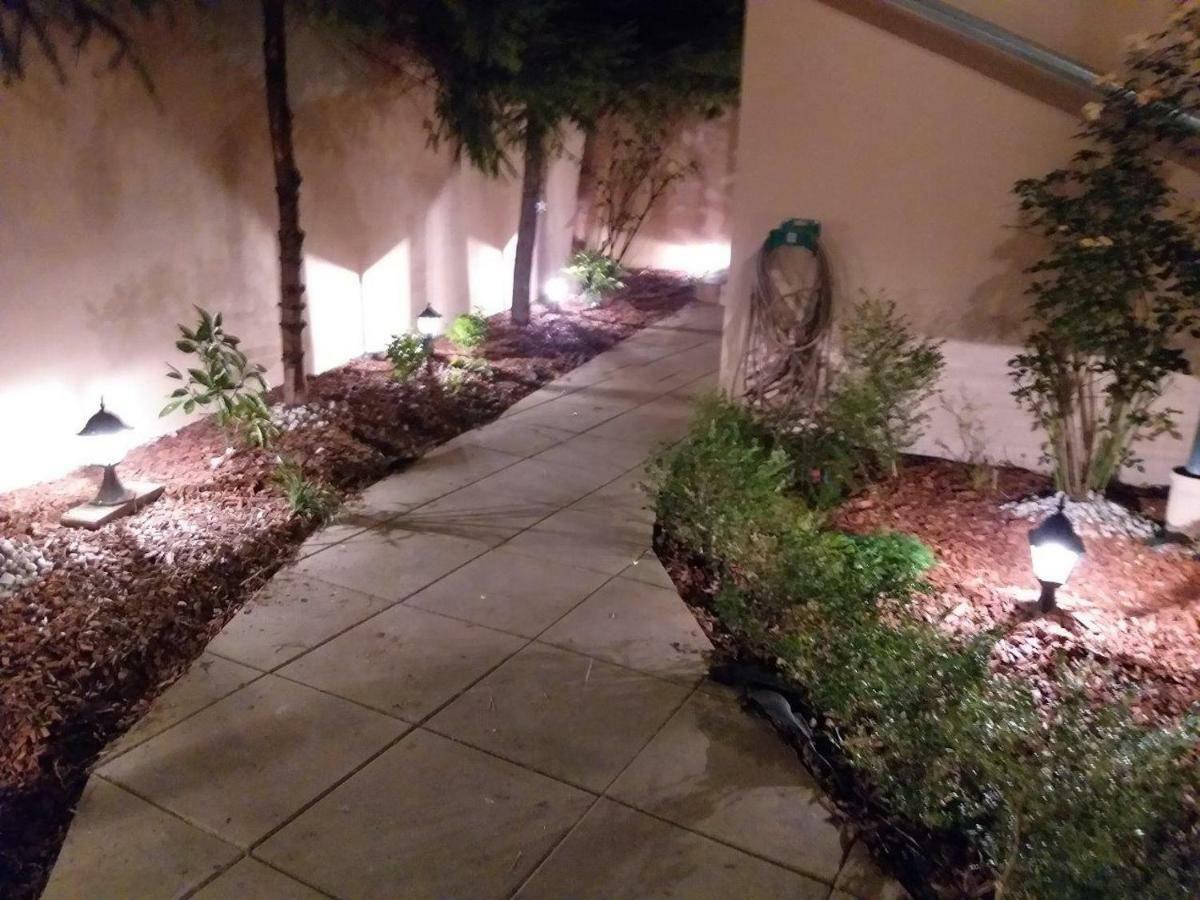 M10 Old Town Apartments كَشّا المظهر الخارجي الصورة