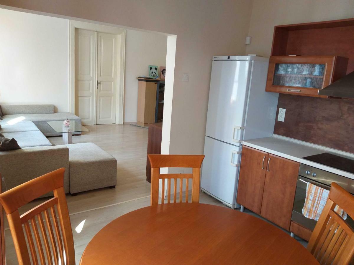 M10 Old Town Apartments كَشّا المظهر الخارجي الصورة